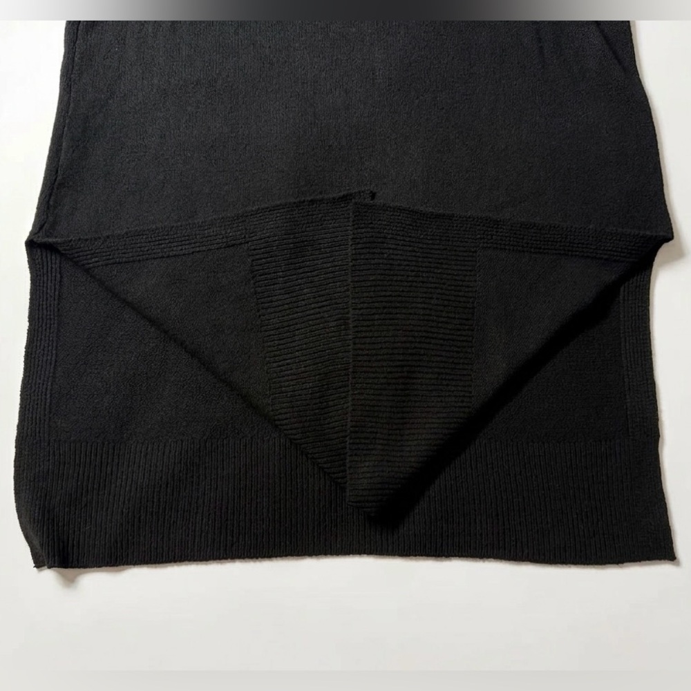 Ophelia Roe Sleeveless Black Turtleneck Mini Dress with Side Slit - Picture 10 of 13